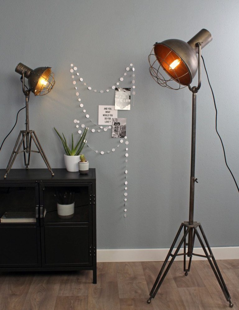 Stehlampen & Stehleuchten günstig online kaufen? | Vivaleuchten.de