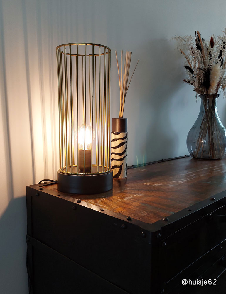 Goldene Käfig-Tischlampe mit Schwarzem Aufsatz Light & Living Jorim