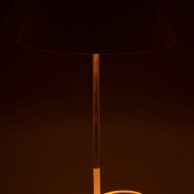 klassische-weiss-mit-goldener-tischlampe-jolipa-ed-38016-1
