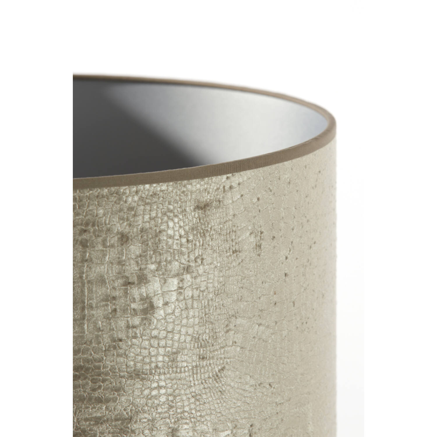 Grauer Lampenschirm Krokodilleder-Optik Light & Living Chelsea – Bild 3