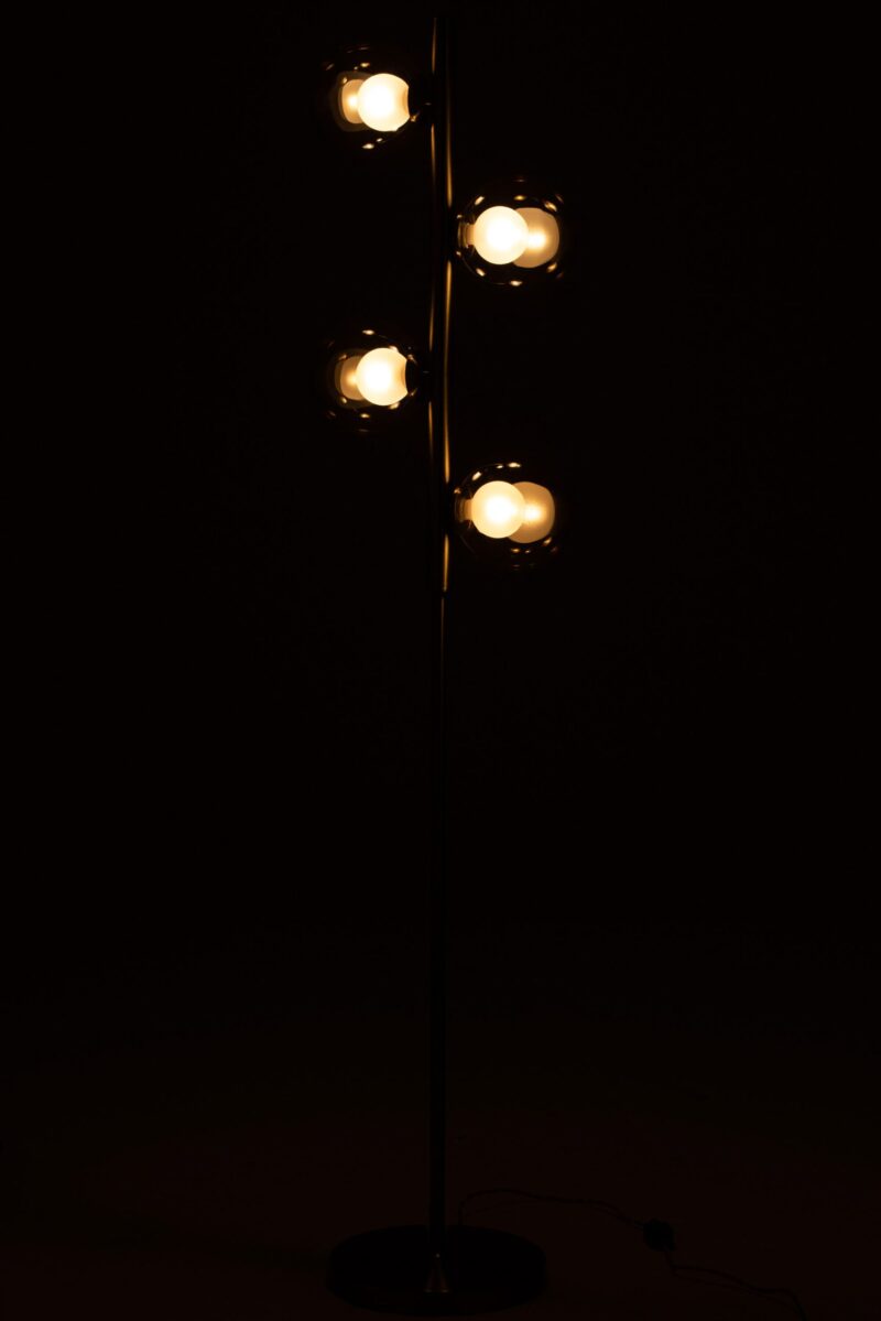 klassische-stehlampe-mit-vier-lichtquellen-jolipa-yuks-5733-7