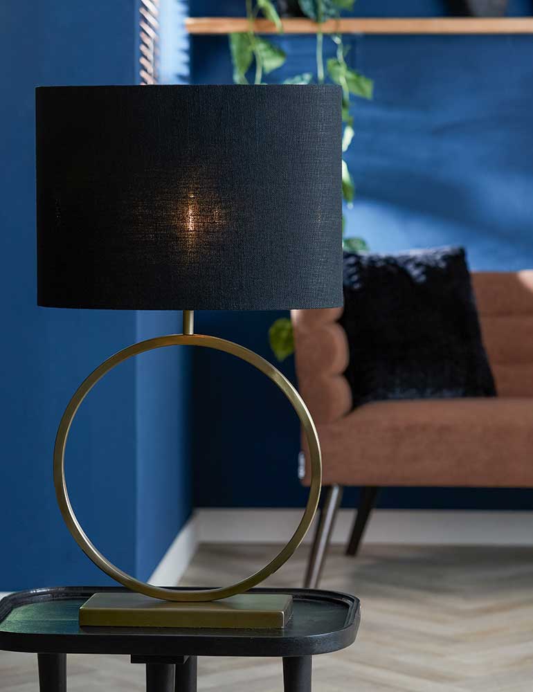 Luxuriöse Tischleuchte Light & Living Liva gold – Bild 4