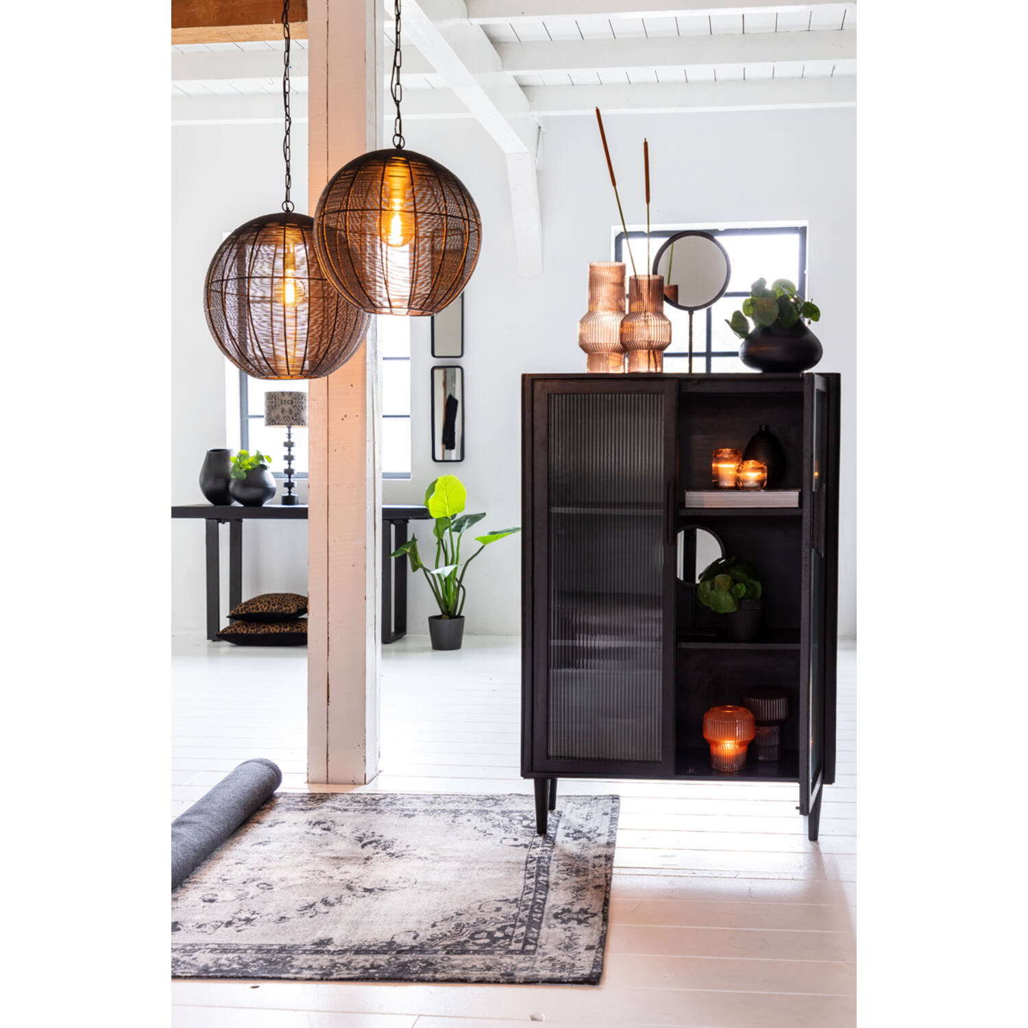 Moderne schwarze Kugel-Hängelampe Light & Living Amarah – Bild 5