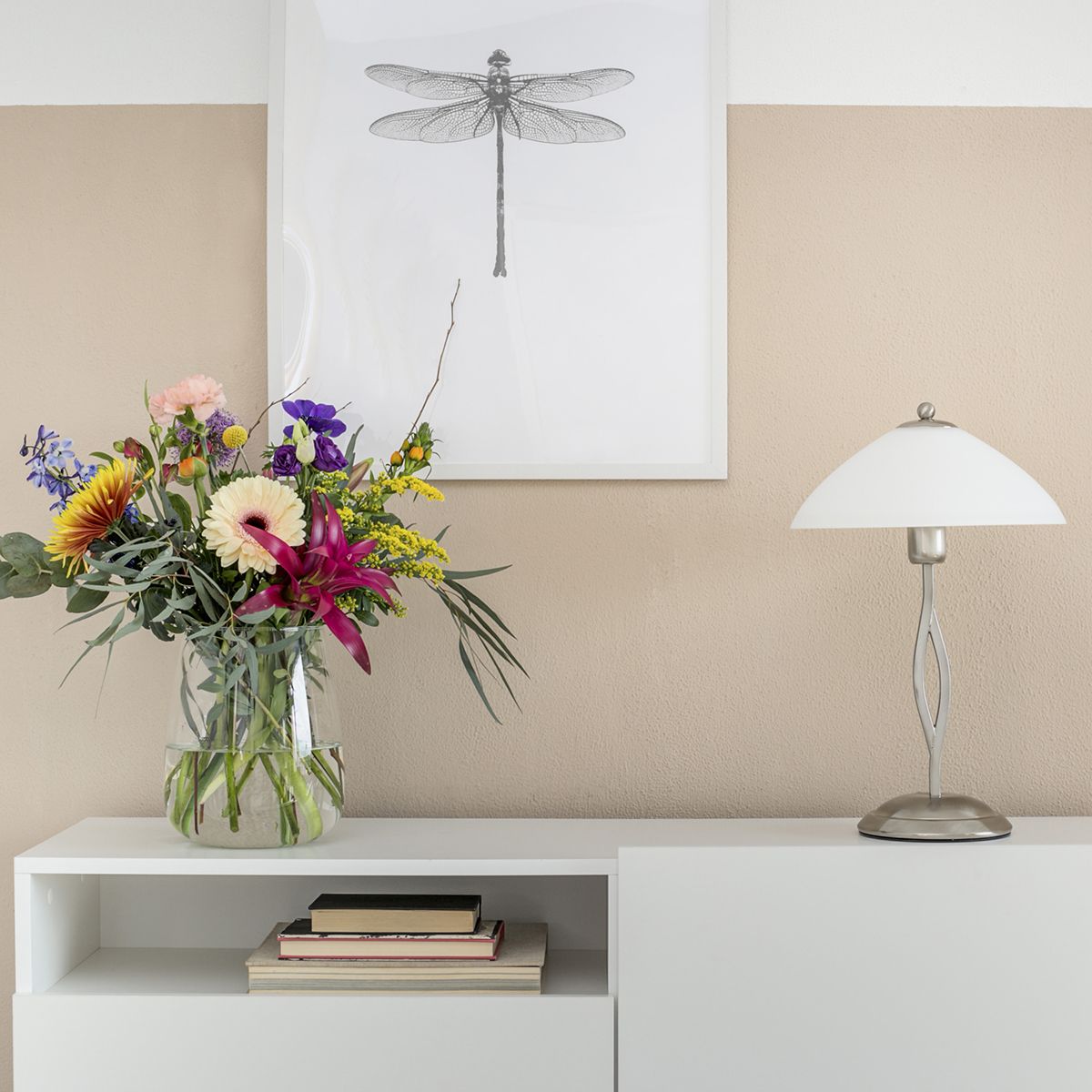 Gedrehte Stahl Tischlampe Milchglas Schirm Steinhauer Capri – Bild 13