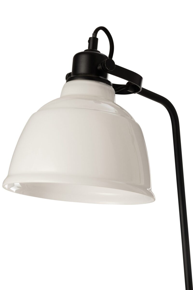 moderne-weiss-mit-schwarzer-stehlampe-jolipa-magali-10702-5