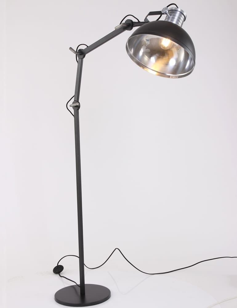 Multifunktionale Stehlampe Steinhauer Brooklyn schwarz 195cm – Bild 2