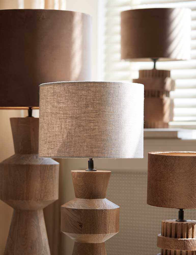 Natürliche Tischlampe Light & Living Gregor braun – Bild 3