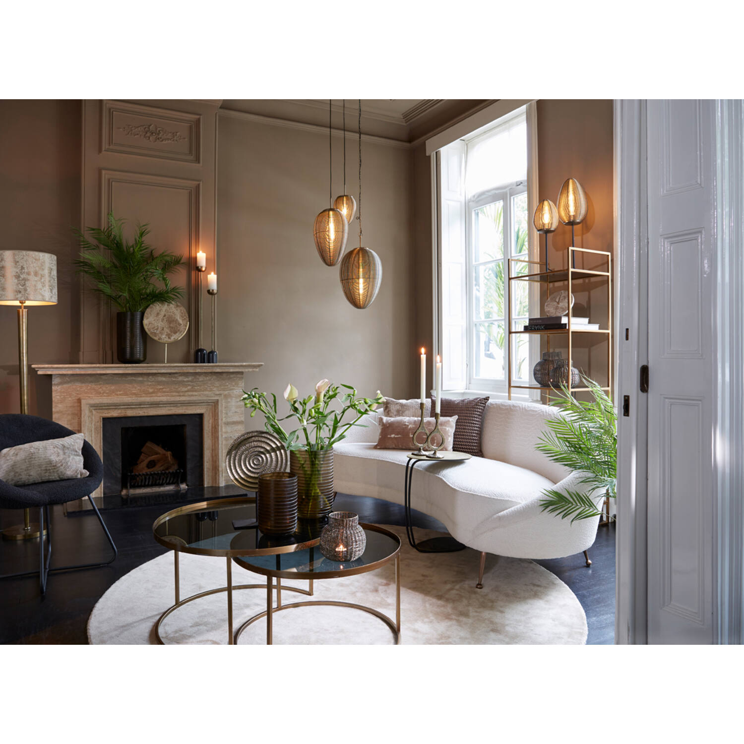 Retro schwarze Tischlampe mit Gold Light & Living Yaelle – Bild 3