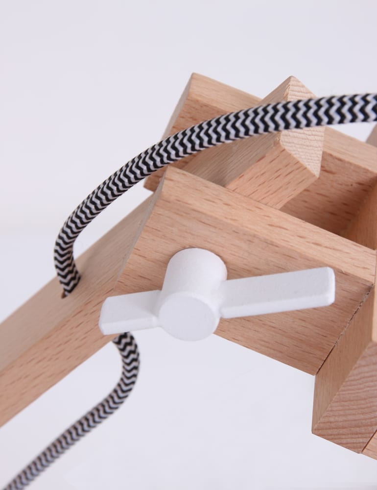 Scandinavian Tischlampe Beleuchtung Anne Woody weiß – Bild 5