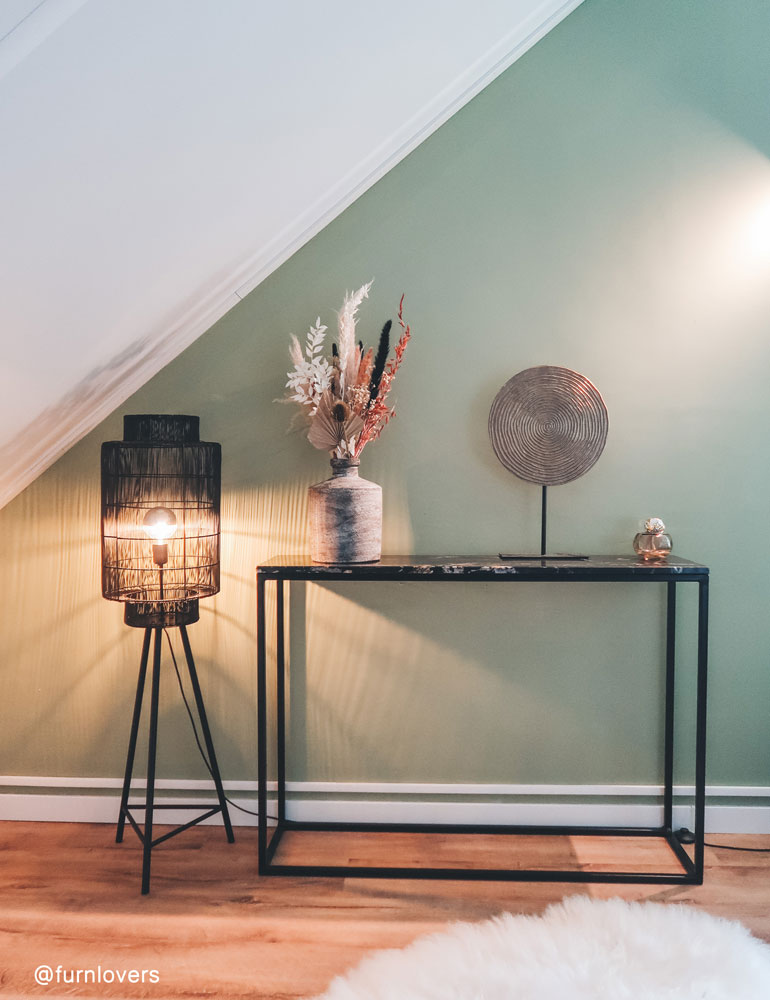 Schwarze Stativ-Stehlampe mit Drahtabdeckung Light & Living – Bild 2