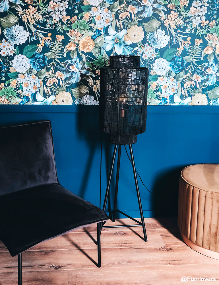 Schwarze Stativ-Stehlampe mit Drahtabdeckung Light & Living – Bild 3