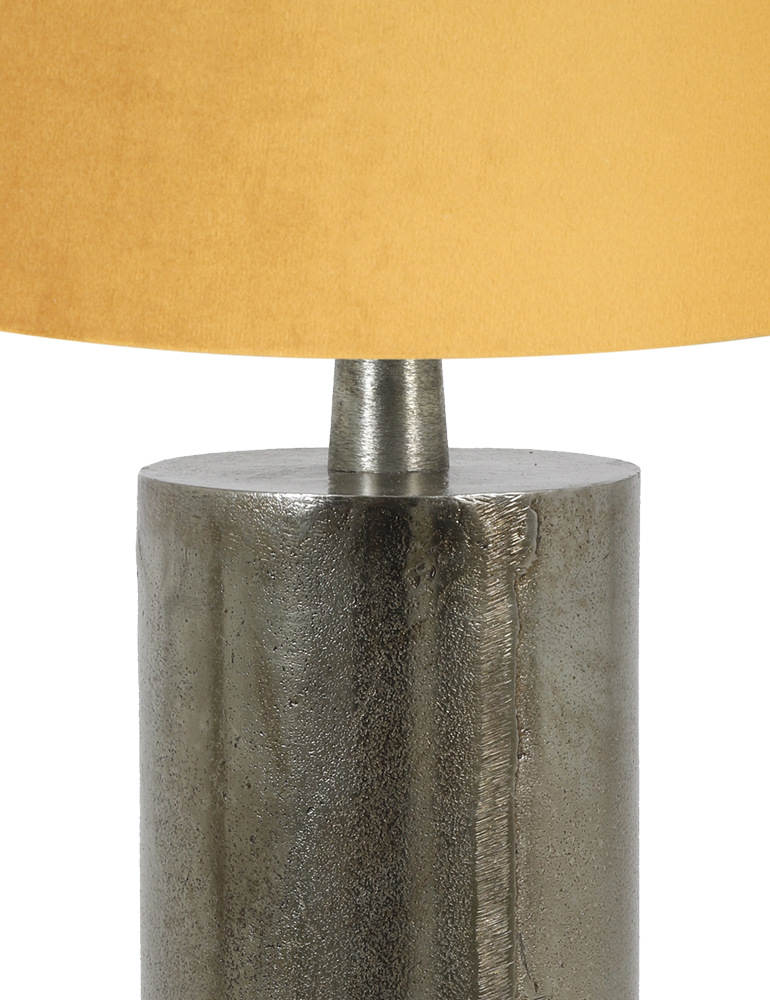 Silberne Tischlampe mit ockerfarbenem Schirm Light & Living Savi – Bild 2