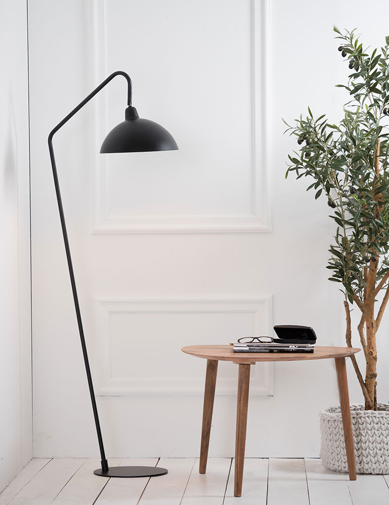 Stehleuchte mit gebogenem Arm Light & Living Orion schwarz – Bild 3