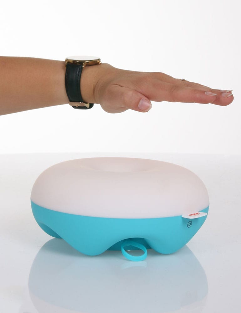 Tischleuchte Donut Anne Lighting Catching Light weiß und blau – Bild 2