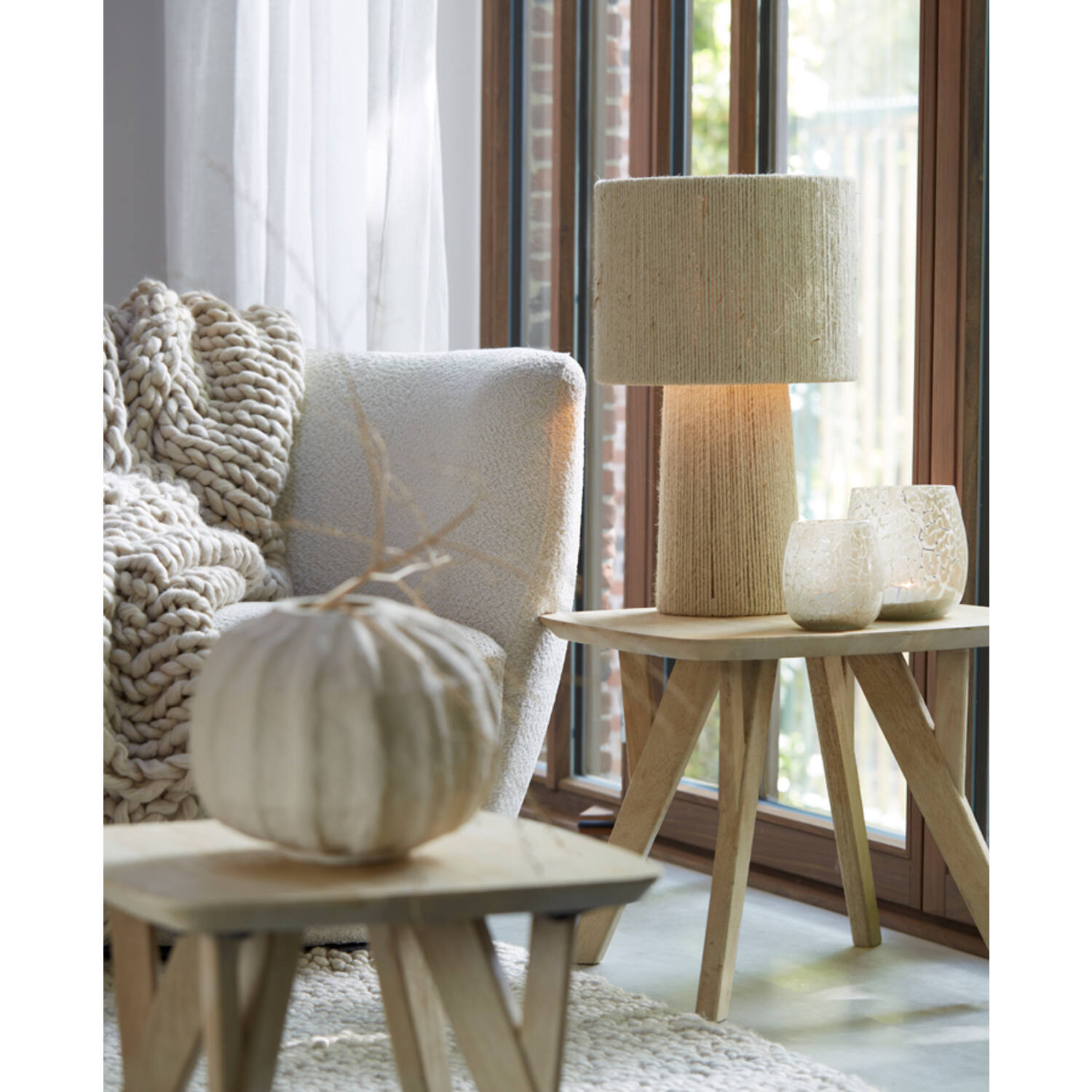 Helle Tischlampe mit Stoff Light & Living Pitino – Bild 2