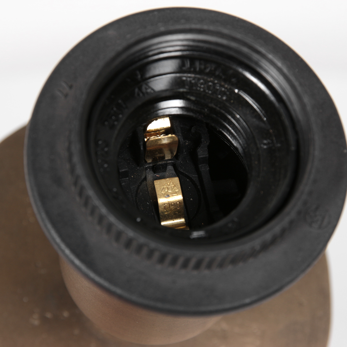 Klassische Tischlampe aus Metall Steinhauer Brass – Bild 12