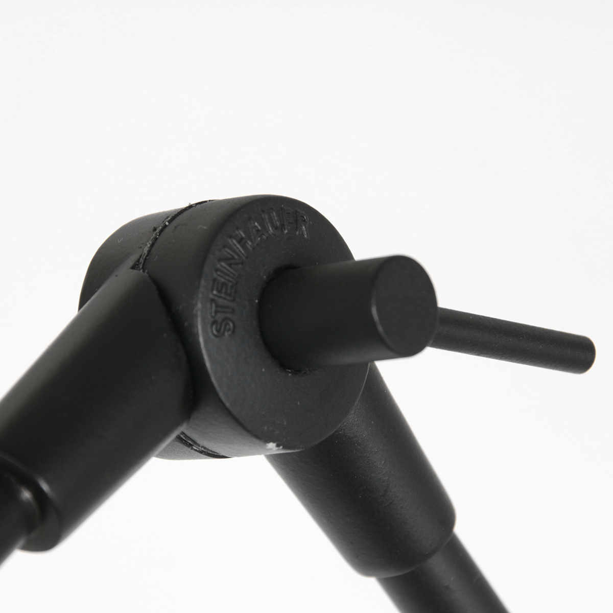 Moderne schwarze Bogenlampe mit Rattanschirm Steinhauer Prestige Chic – Bild 4