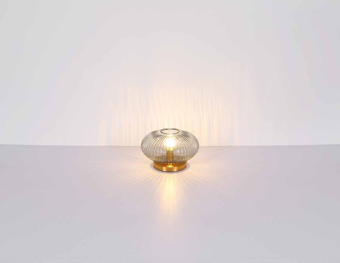 Moderne Messing Metall Tischlampe Globo Normy – Bild 5