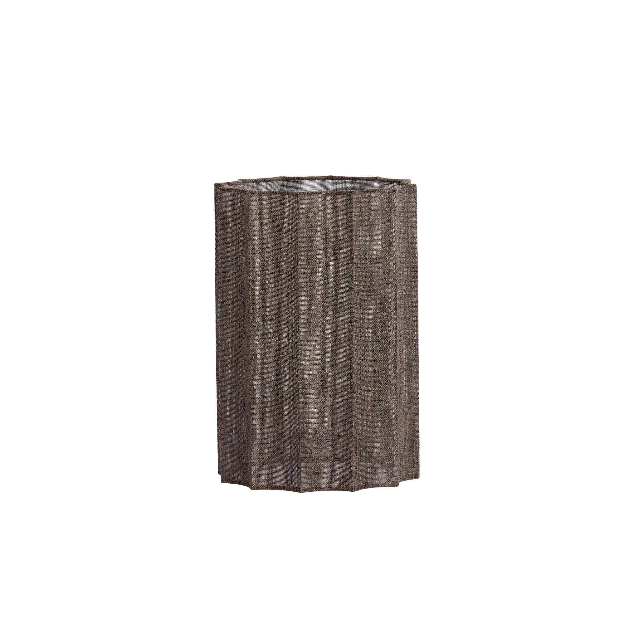 2224945-Light and Living