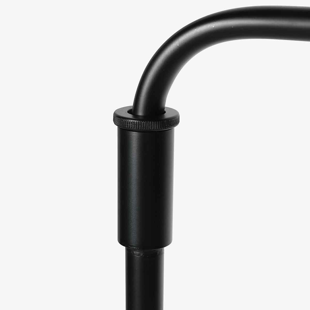 Moderne schwarze Stehlampe aus Bambus und Metall Steinhauer Bloeba – Bild 10