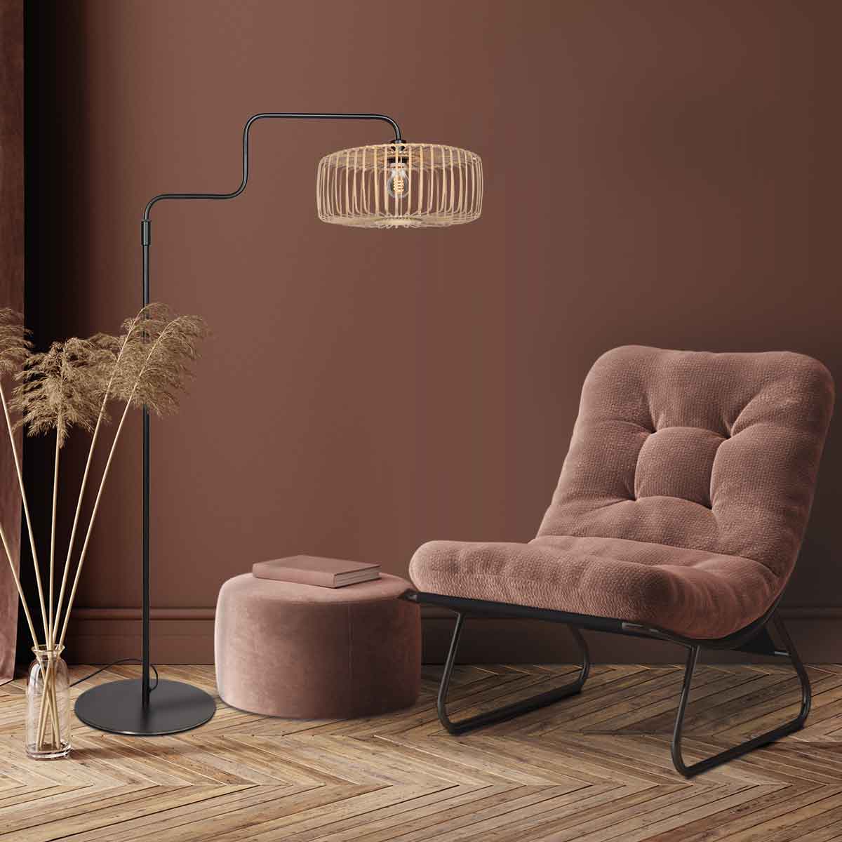 Moderne schwarze Stehlampe aus Bambus und Metall Steinhauer Bloeba – Bild 3