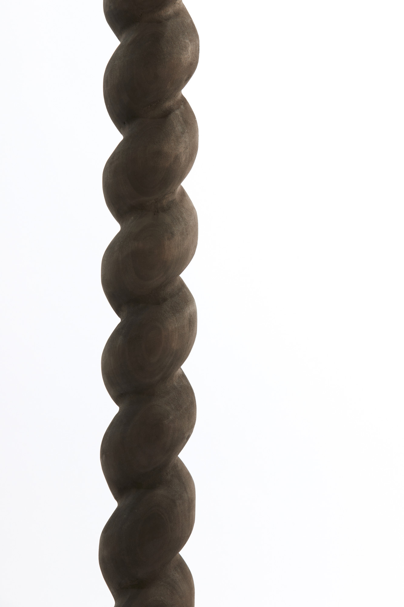 Dunkler Holzlampenfuß Light & Living Nanno – Bild 4