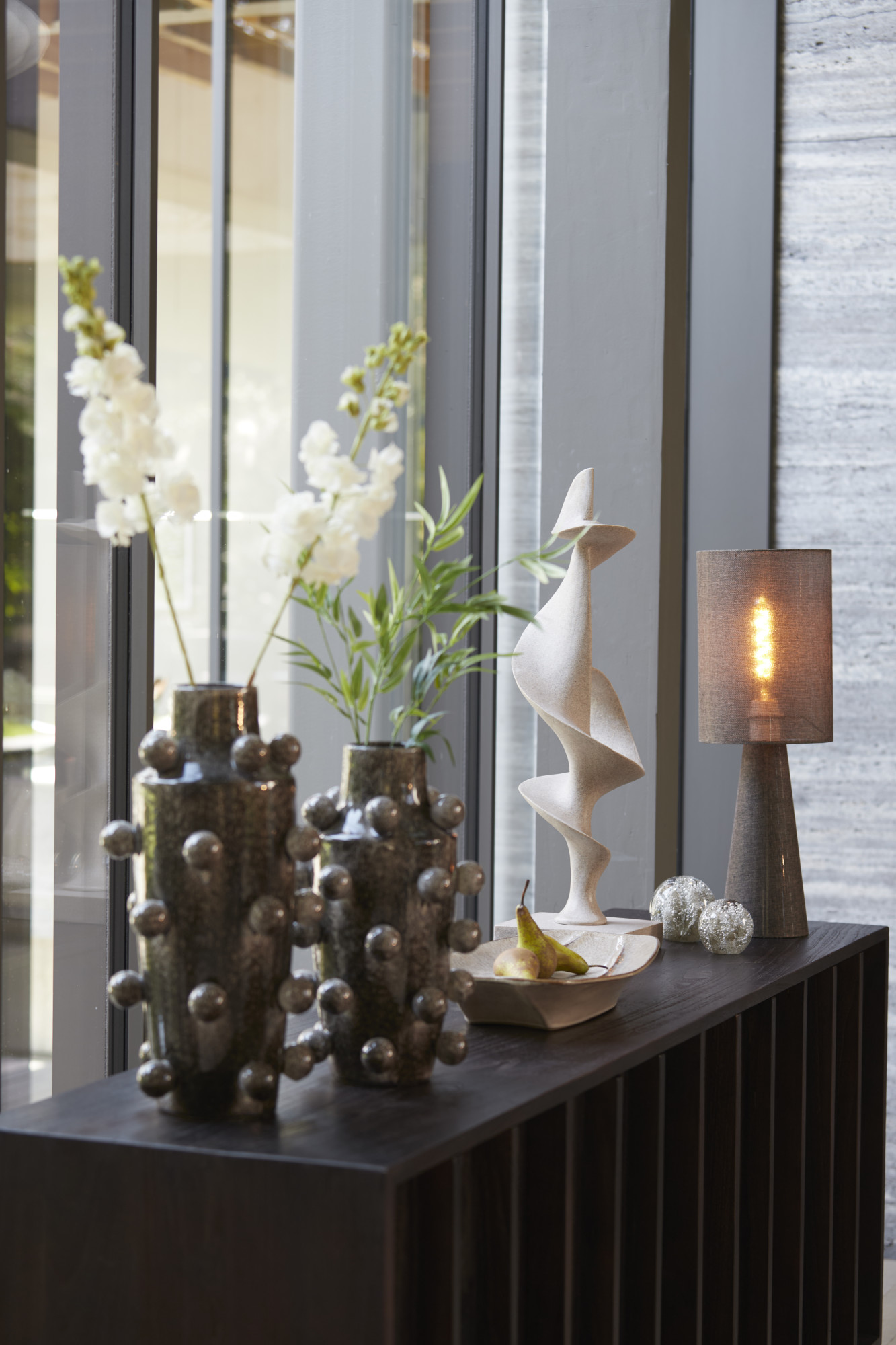 Braune klassische Stoff-Tischlampe Light & Living Micky – Bild 5