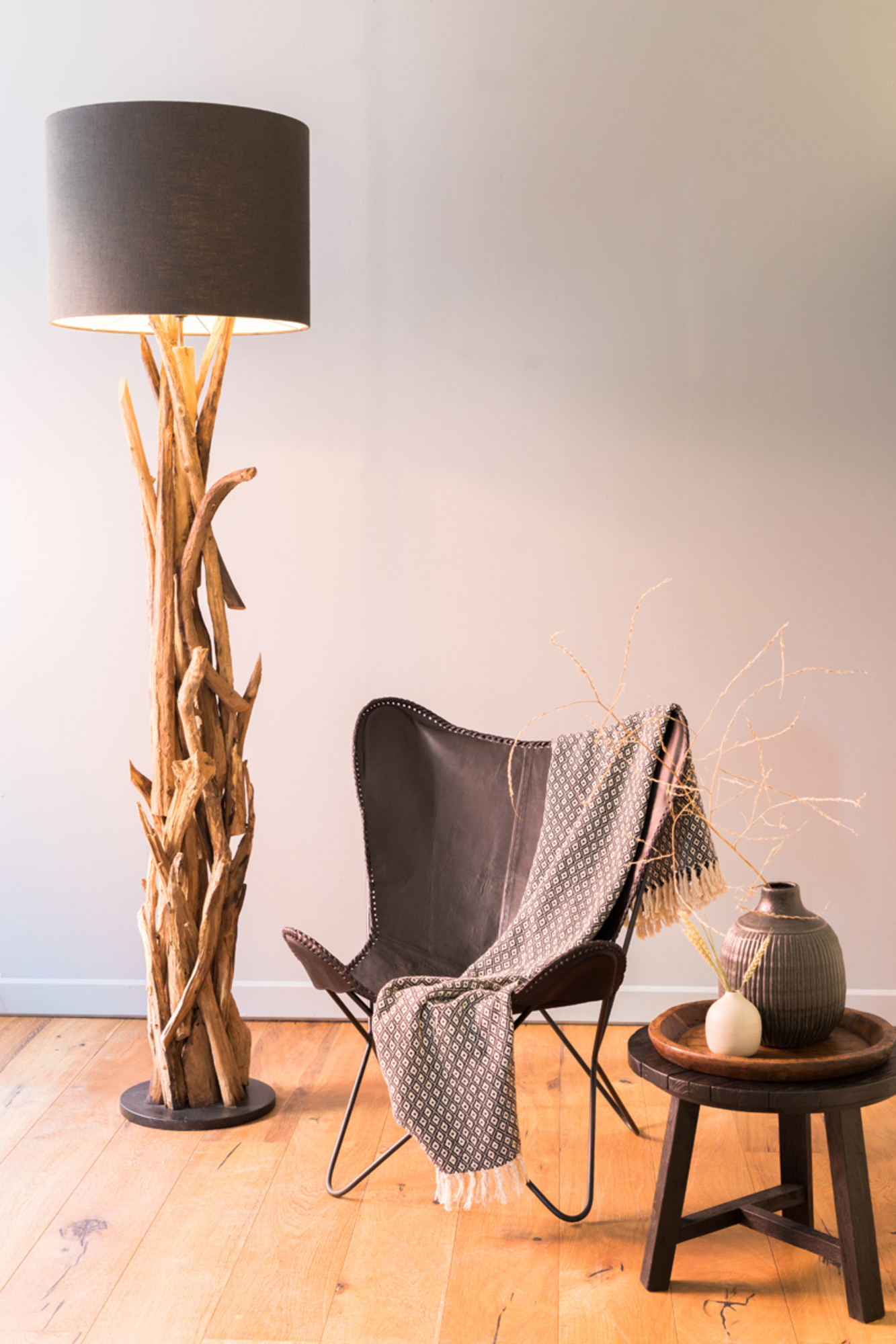 Holz Stehlampe natürliches Design Light & Living Vidin – Bild 4