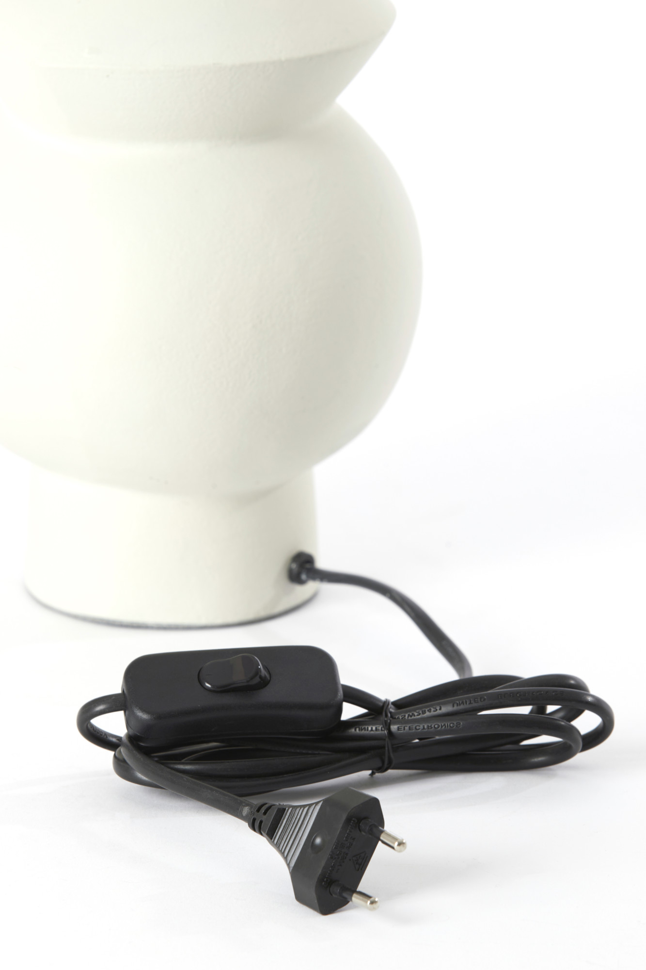 Weiße Lampenfuß geometrisches Design Light & Living Esino – Bild 6