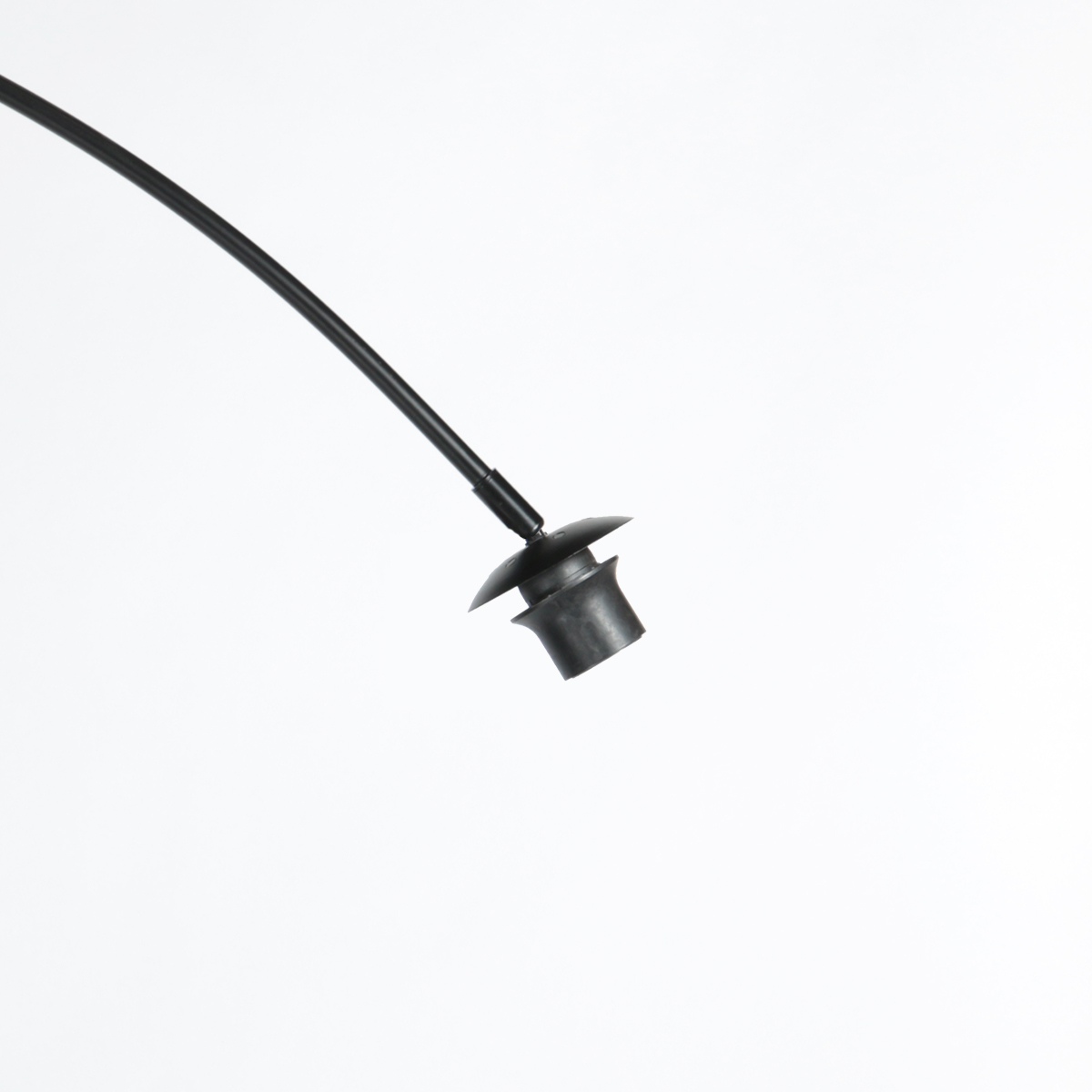 Schwarze Lampe mit Bambus-Geflecht Anne Lighting Curve – Bild 7