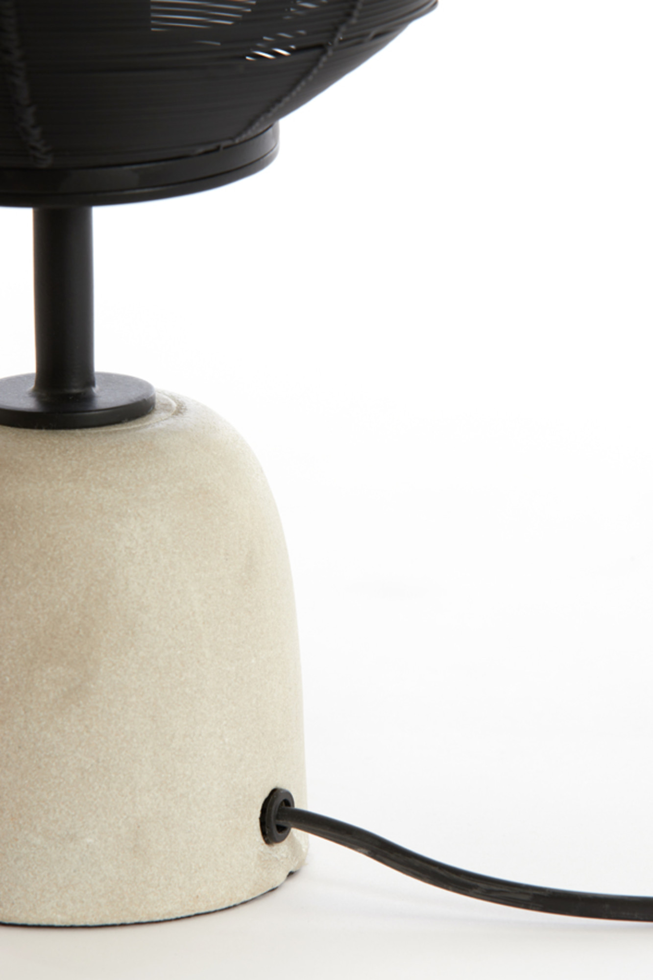 Schwarze Tischleuchte Light & Living Joley mit ovalem Drahtschirm – Bild 4