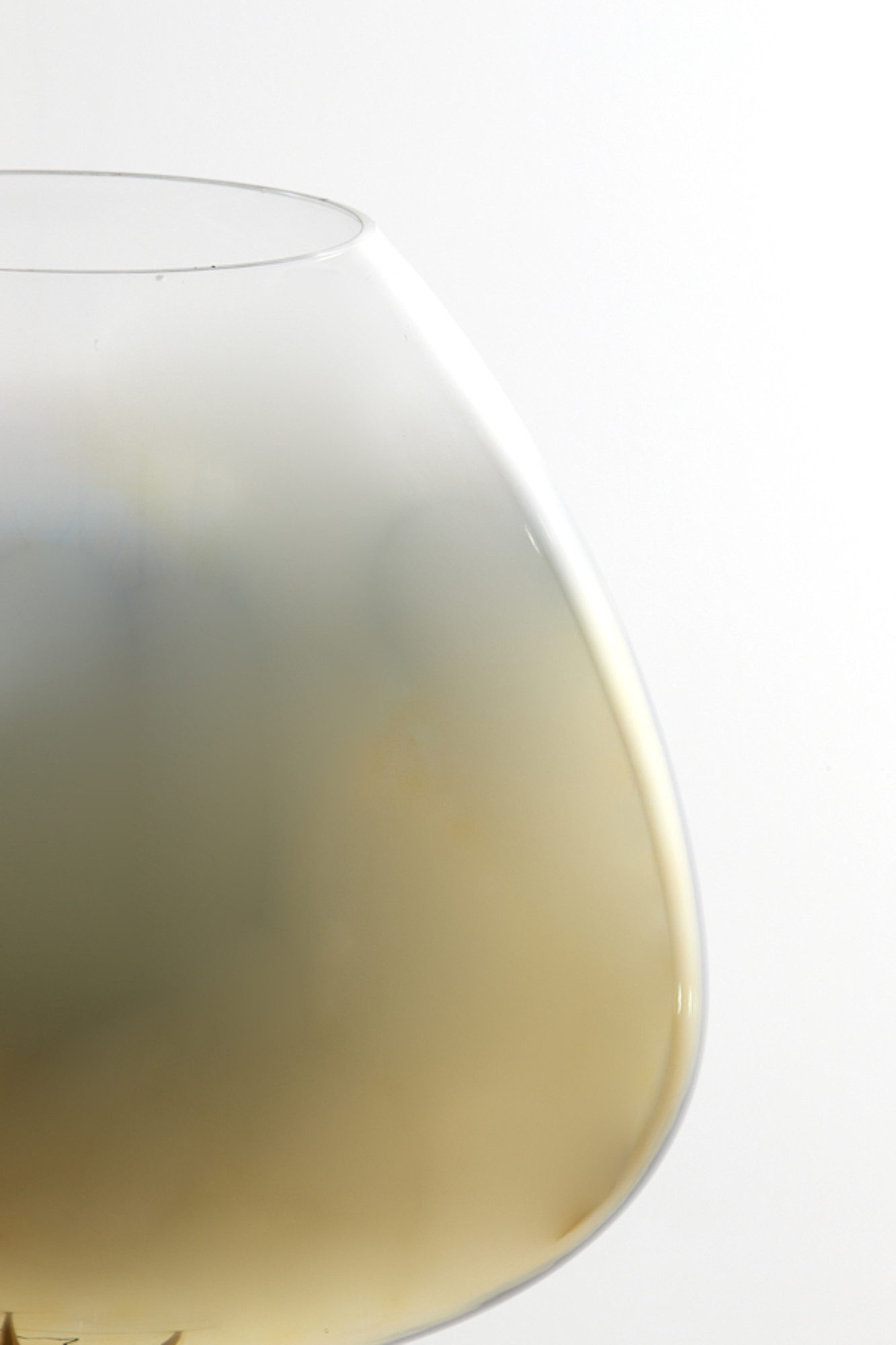 Stehlampe Dreibein in Schwarz mit goldenem Glas Light & Living Mayson – Bild 6