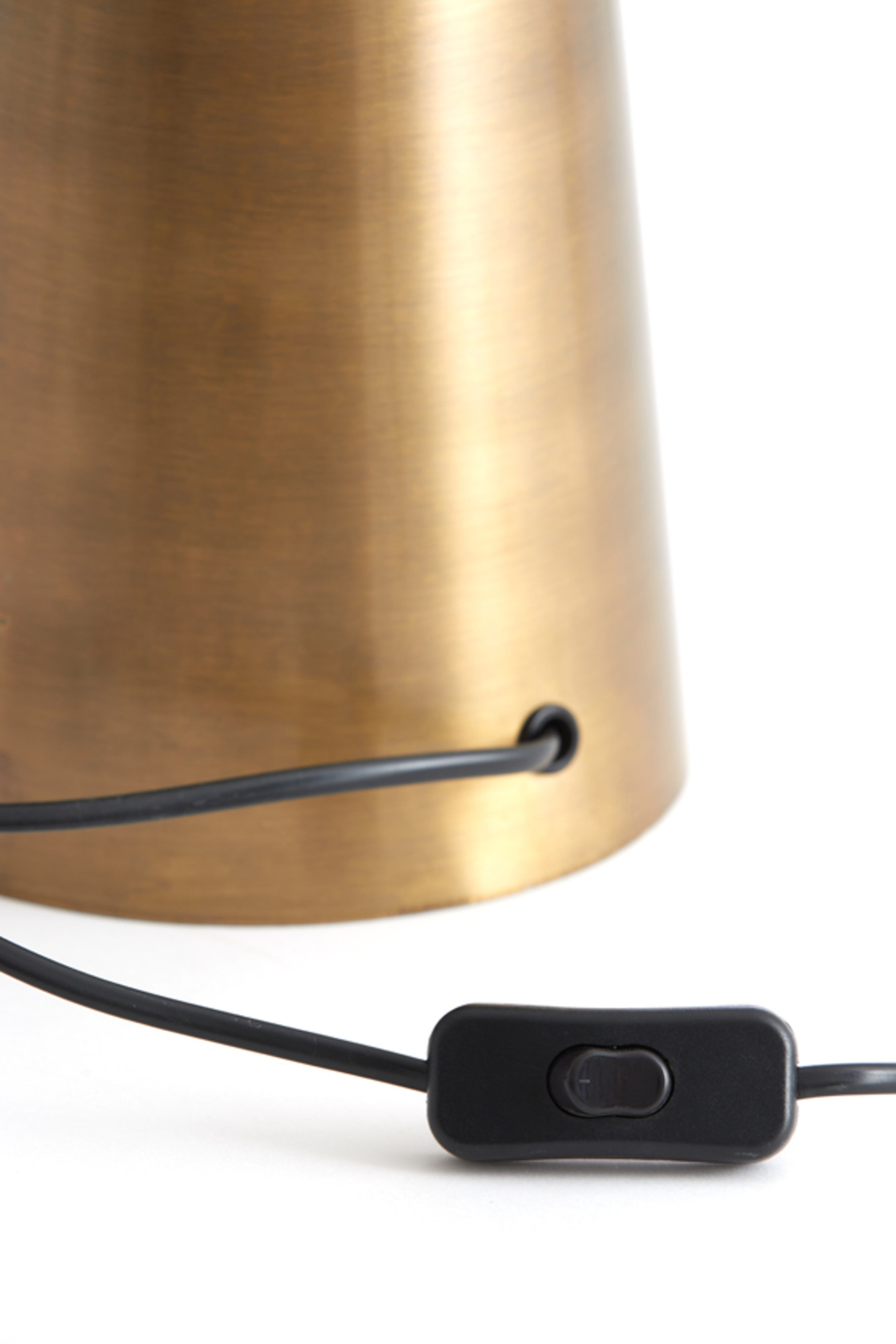 Bronzefarbener konischer Lampenfuß Light & Living Yelos – Bild 5