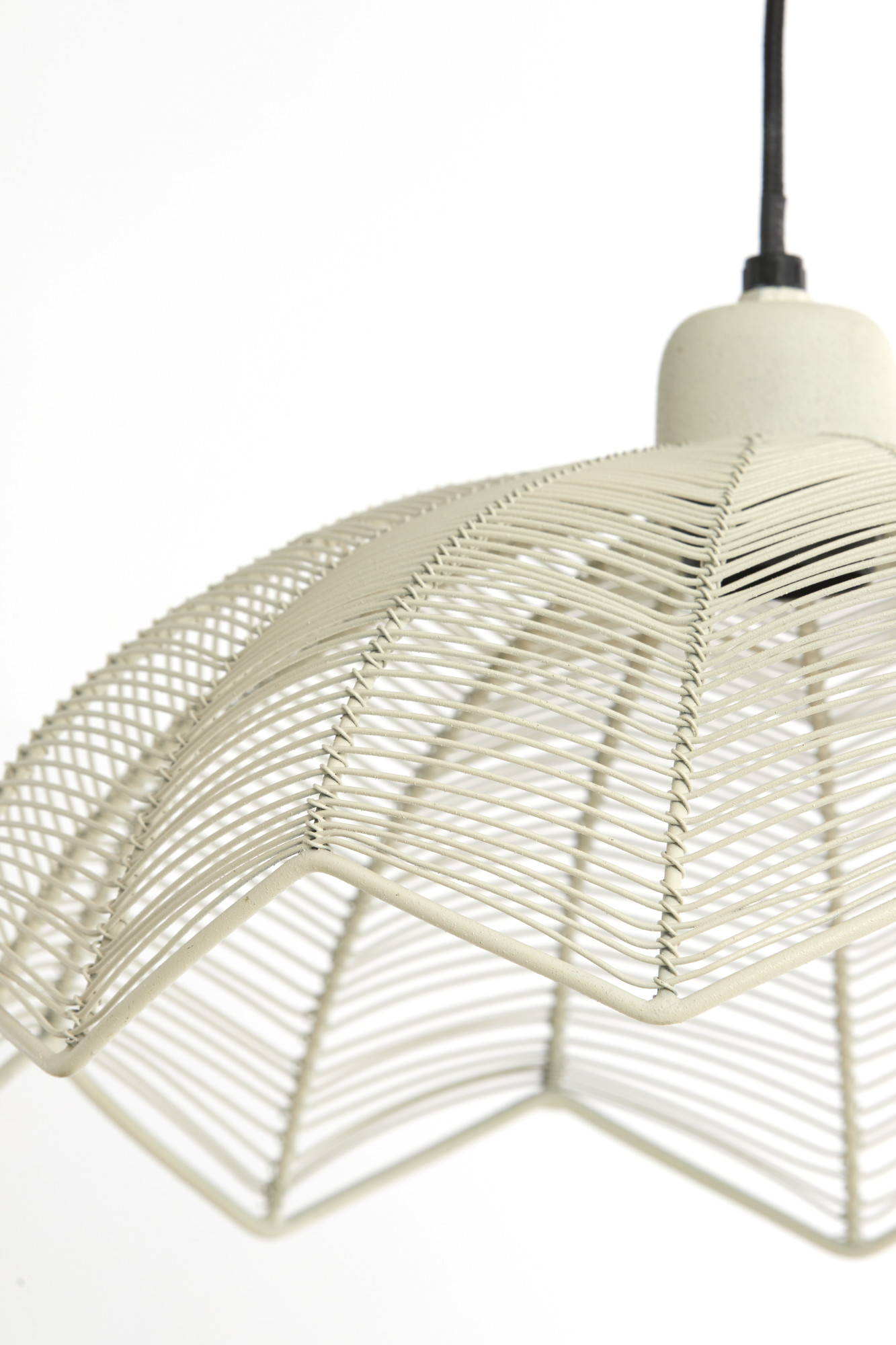 Weiße kompakte Metall-Hängelampe Light & Living Espelo – Bild 4