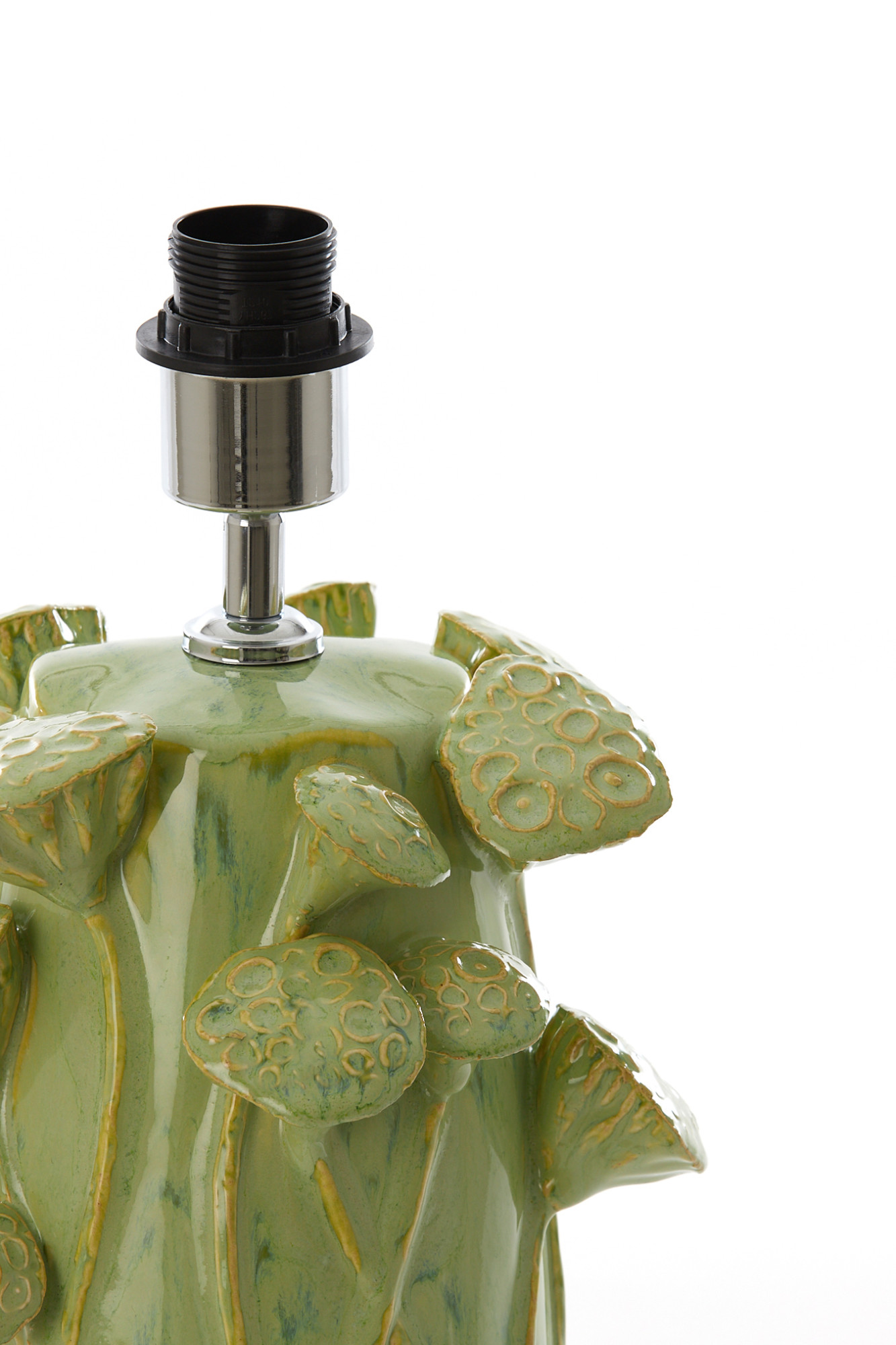 Keramischer Lampenfuß grün mit Blumendesign Light & Living Lavci – Bild 3