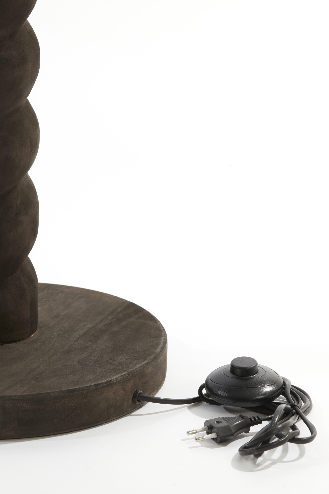 Dunkler Holzlampenfuß Light & Living Nanno – Bild 6