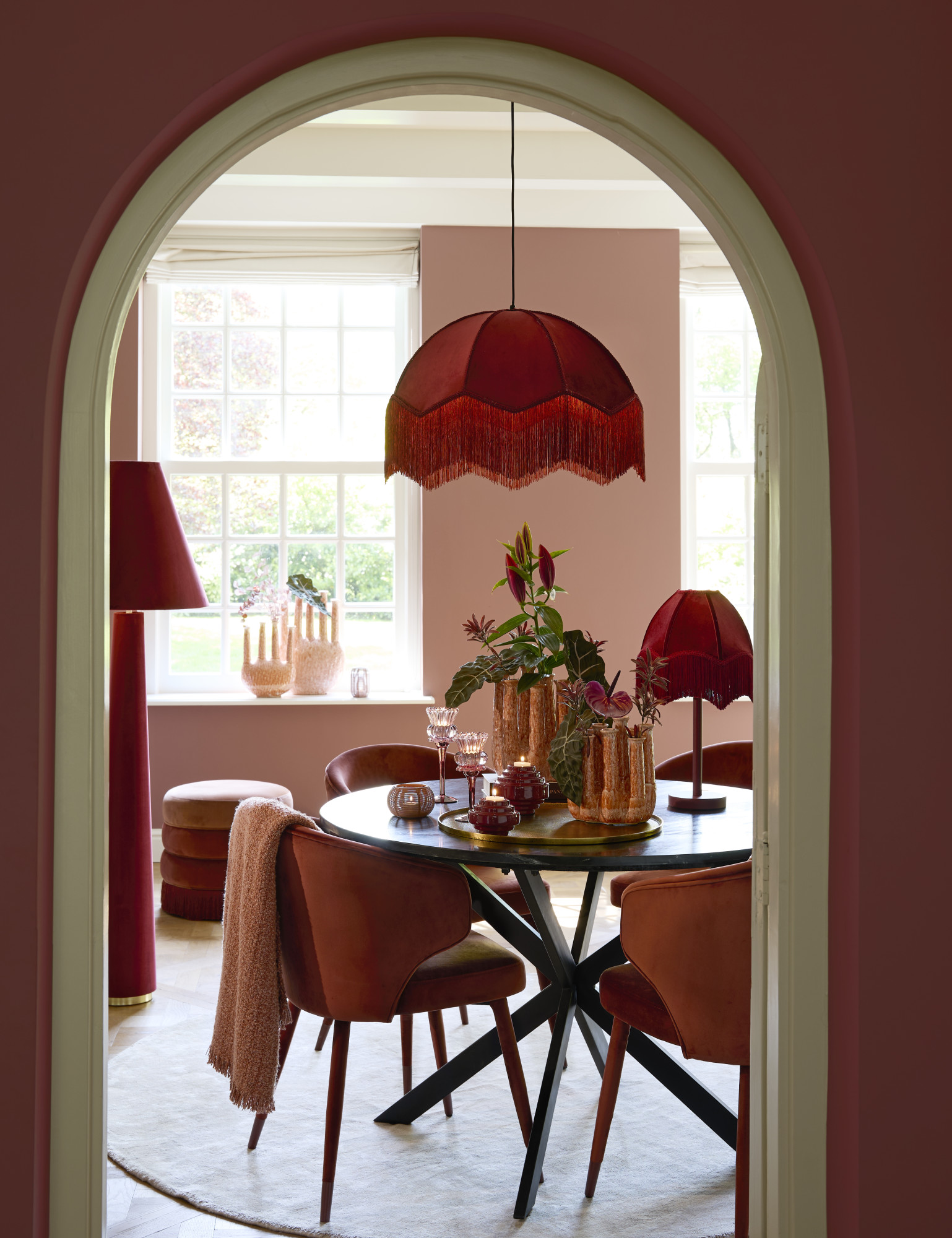 Stehlampe in Kegelform mit orangefarbenem Stoffschirm Light & Living Devia – Bild 4