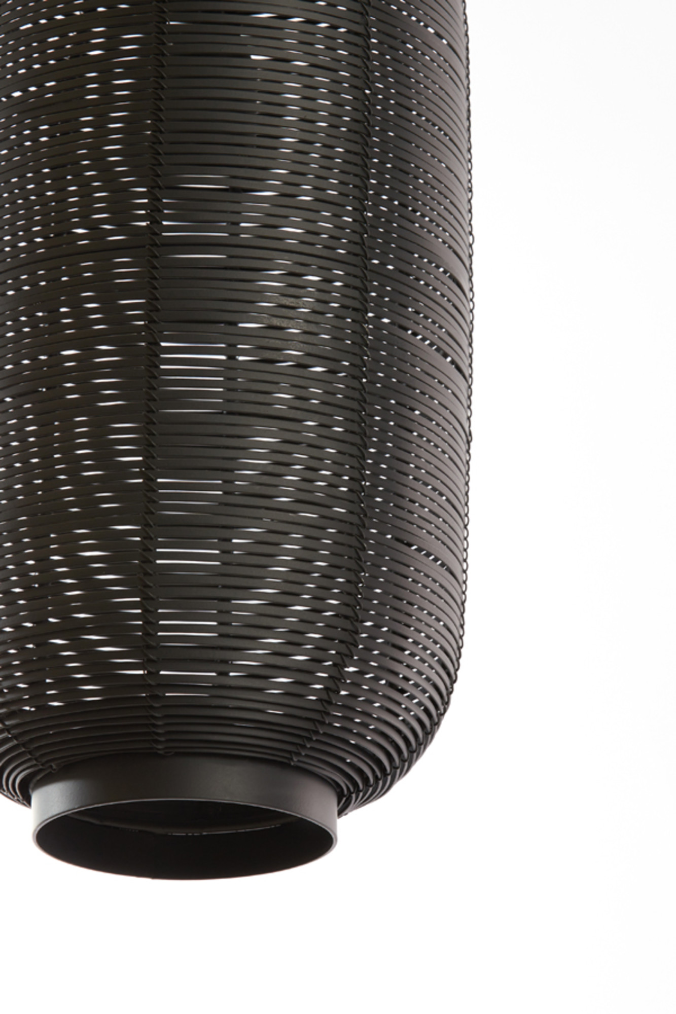 Schwarze Rattan-Hängelampe mit natürlichem Geflecht Light & Living Tomek – Bild 4