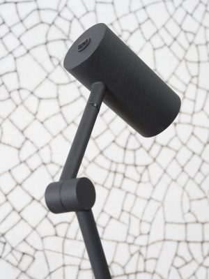 it'saboutromi-stehlampe-montreux-schwarz-metall-leselampe-gu10-montreux/f/b-06