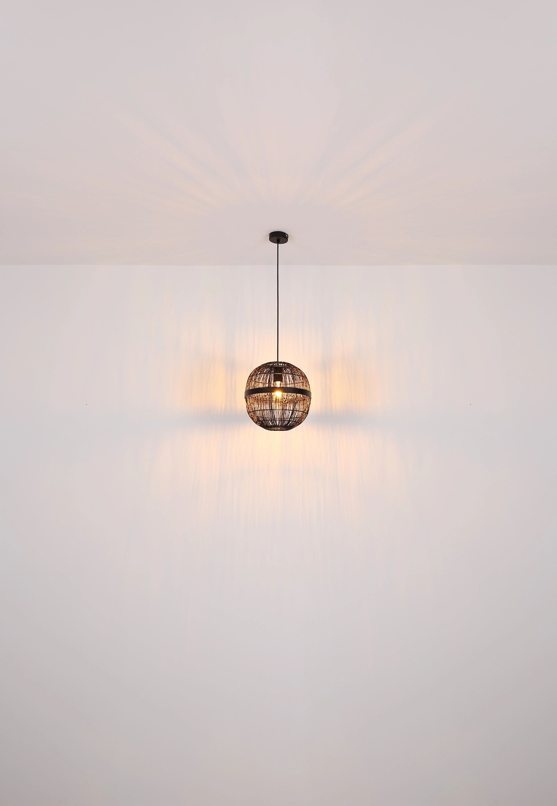 globo-hängeleuchte-hermiii-schwarz-metall-ø30cm-e27-14994h1-1