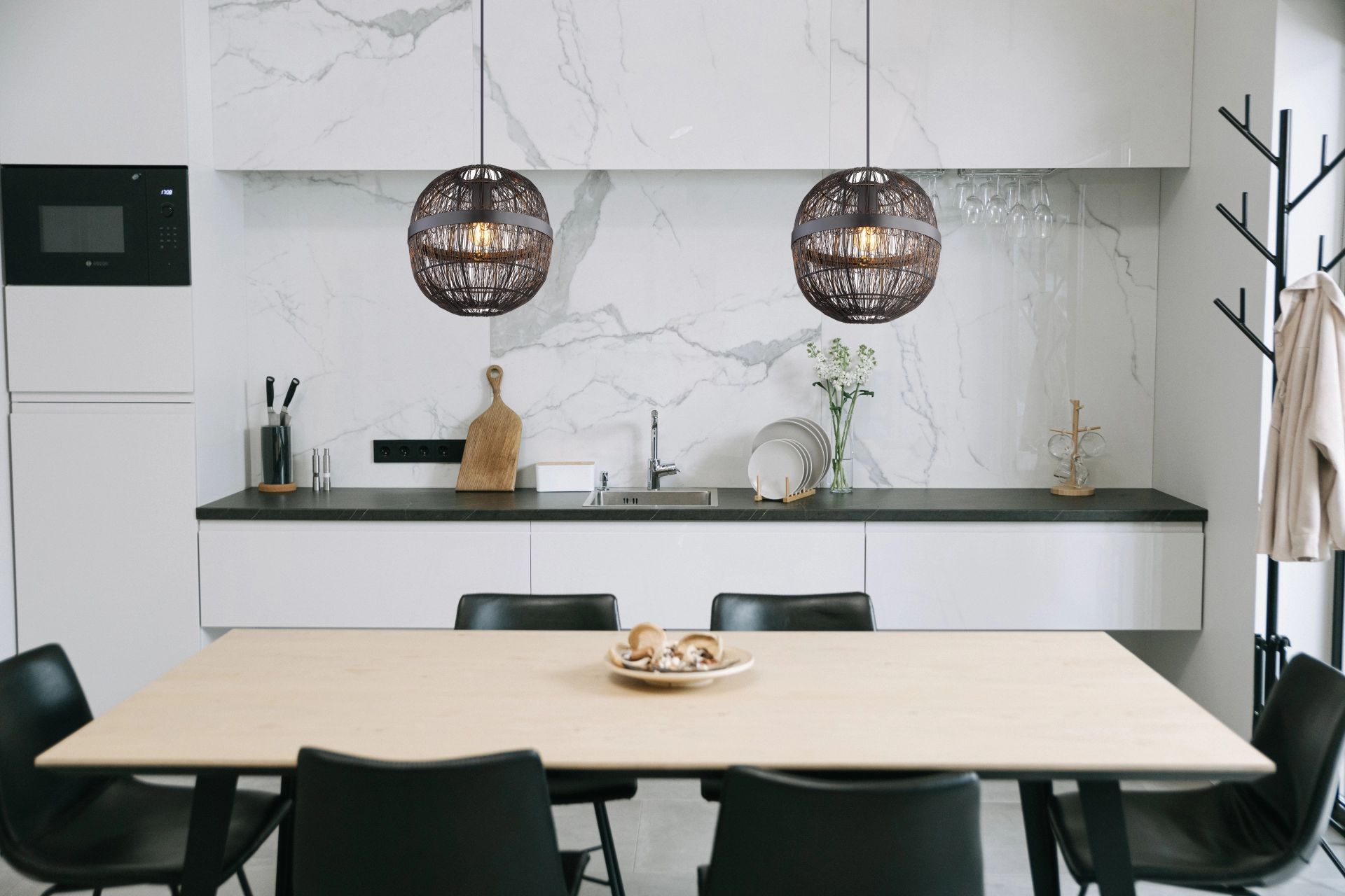 globo-hängeleuchte-hermiii-schwarz-metall-ø30cm-e27-14994h1-1