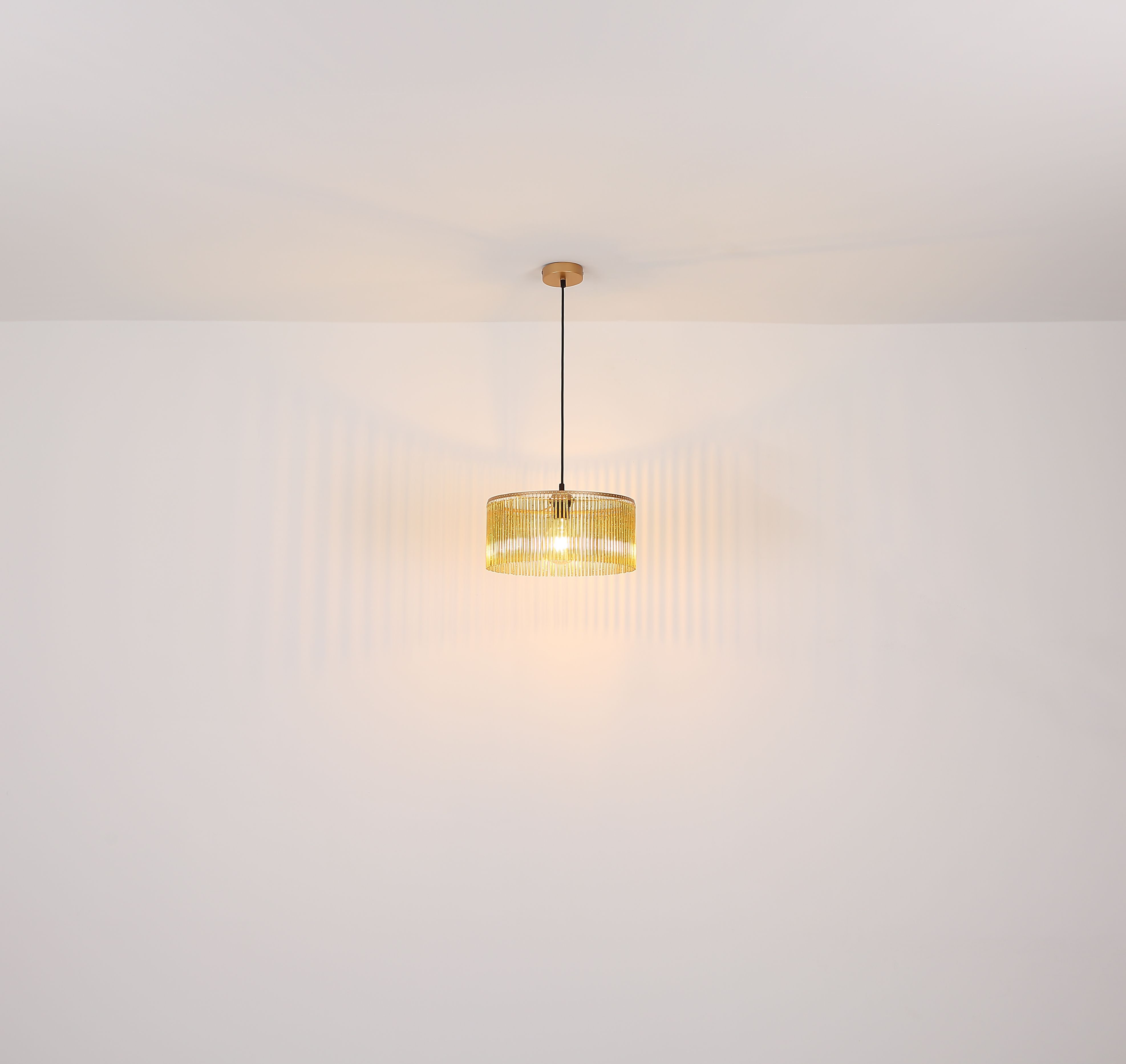 globo-hängeleuchte-leeds-schwarz-metall-großeesstischlampe-e14-33080408-1