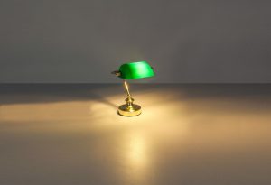 globo-tischlampe-antique-bronze-metall-notarlampe-e14-24917-1