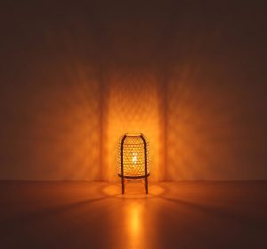 globo-tischlampe-cairo-natürlich-metall-ø22cm-e27-15762t-1