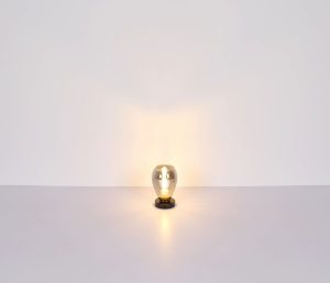 globo-tischlampe-fanni-schwarz-glas-ø15cm-e27-15563t-1