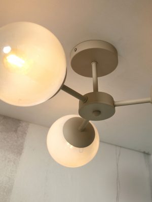 it'saboutromi-deckenleuchte-aspen-weiß-glasmetall-buntglaslampe-e14-aspen/c3/w-03