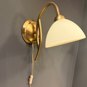 bronzenewandleuchtemitmarmorcremefarbenemglasschirmsteinhaueranthea-15