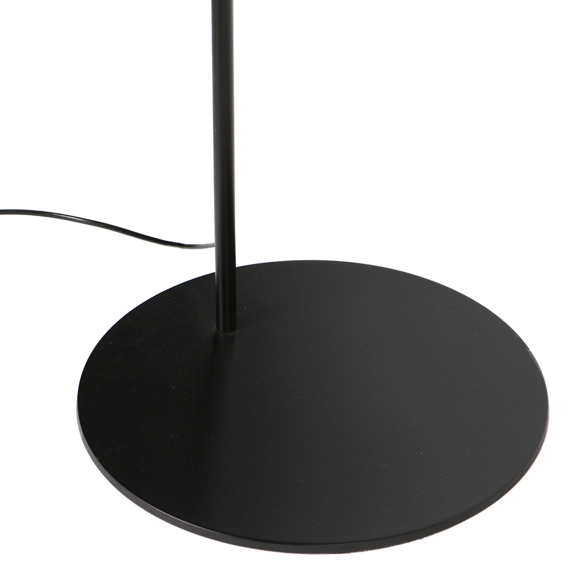 schwarzebogenlampemitcremefarbenemschirmannelightcurve-4