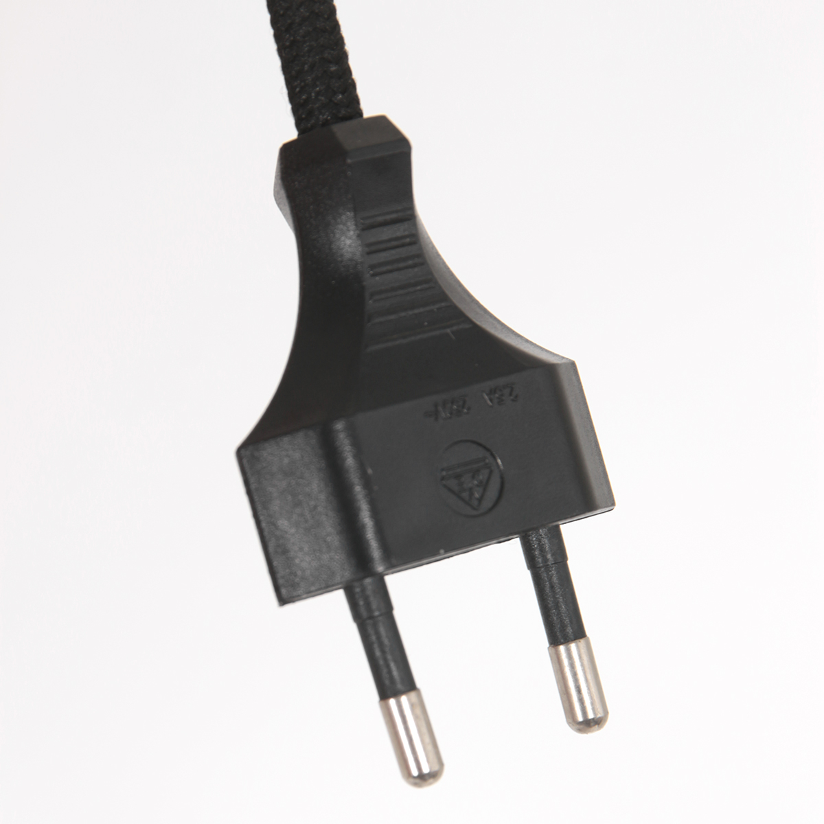 schwarzetischlampemitnatürlichembambusschirmsteinhauerstang-16