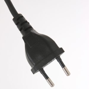 wandleuchtemitcremefarbenemtauundmetallplatteannelightmaze-14